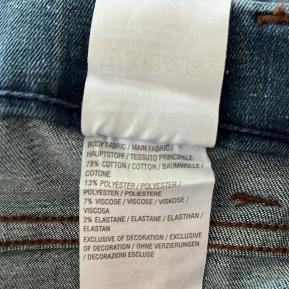 Canyon Retreat Floral Embroidered Flare Leg Jeans Size 0 - Picture 5 of 9
